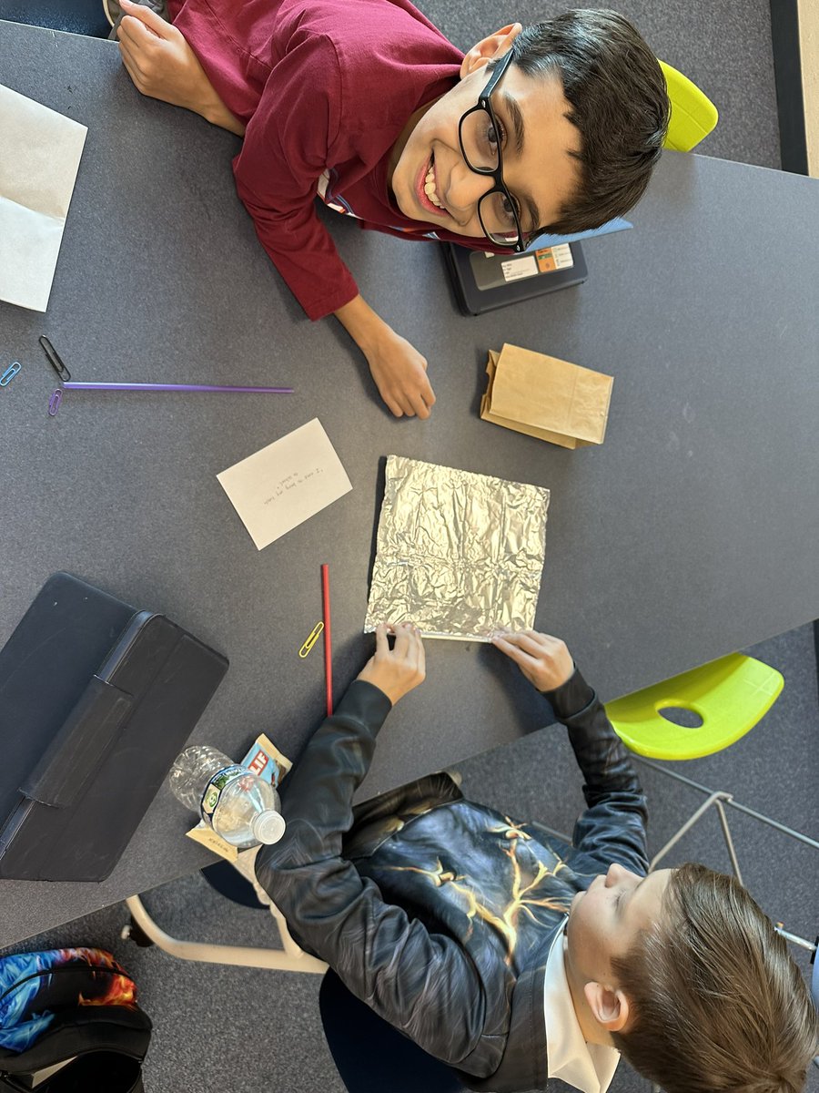 Attea’s new “Future CEOs” club. This club is exploring what it takes to be an entrepreneur or business leader. The club is completely student run. I’m just lucky enough to watch. #WeAreD34 @atteaflyers