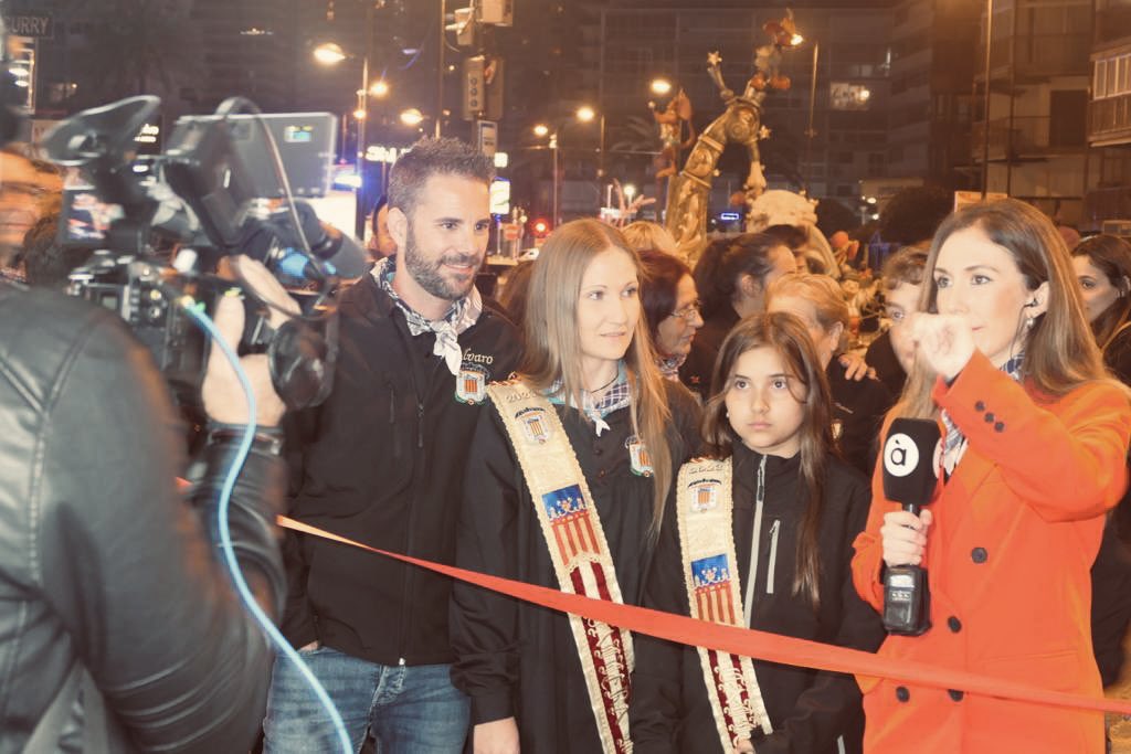 emmatomas_'s tweet photo. Moments capturats de la nit de la Plantà des de Benidorm #Falles23 

@apunt_media 
#directes #tv https://t.co/7wXYtAXWBX