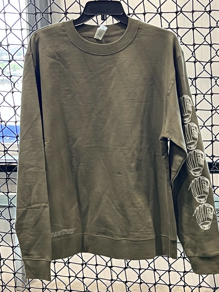 ClubhouseCptx's tweet photo. We got some new gear IN! Come by and check it out! https://t.co/csMoAkLvCw