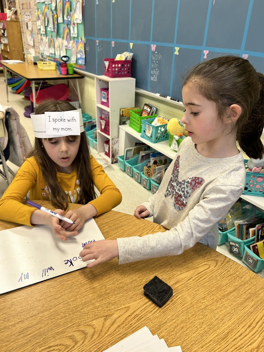 Mrs_Casaletto's tweet photo. Headband decodable sentences for the win! Students enjoyed reading, writing, and being the “teacher” to help each other! @CCSPrincipal #ccspride #laceypop #firstgradeisthebestgrade https://t.co/gVTofWw9xY