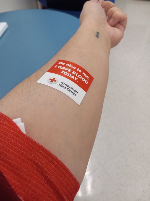 🩸Blood Donation🩸

One of the admin's donated blood on 3/14/23 at the "American Red Cross" to support the blood drive 
<a href="/Build_FamilyFC/">Build_Family FC</a> posted about. 🦋

#BlooddonationwithBUILD #BuildJakapan #Beyourluve #ชมรมคนตาสระอิ #BuildActsofLuve