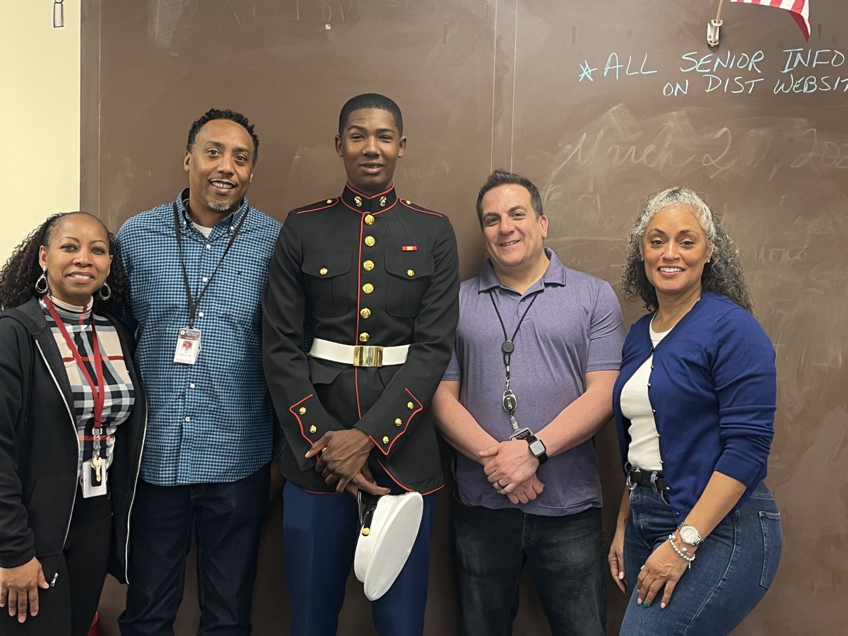 Mr. Cannici (@mrc_rtmath) on Twitter photo Star Academy graduate making his teachers proud. #richinstudentsuccess <a href="/RichTownshipHS/">Rich Township HSD 227</a> Star Academy graduate making his teachers proud. #richinstudentsuccess <a href="/RichTownshipHS/">Rich Township HSD 227</a>
