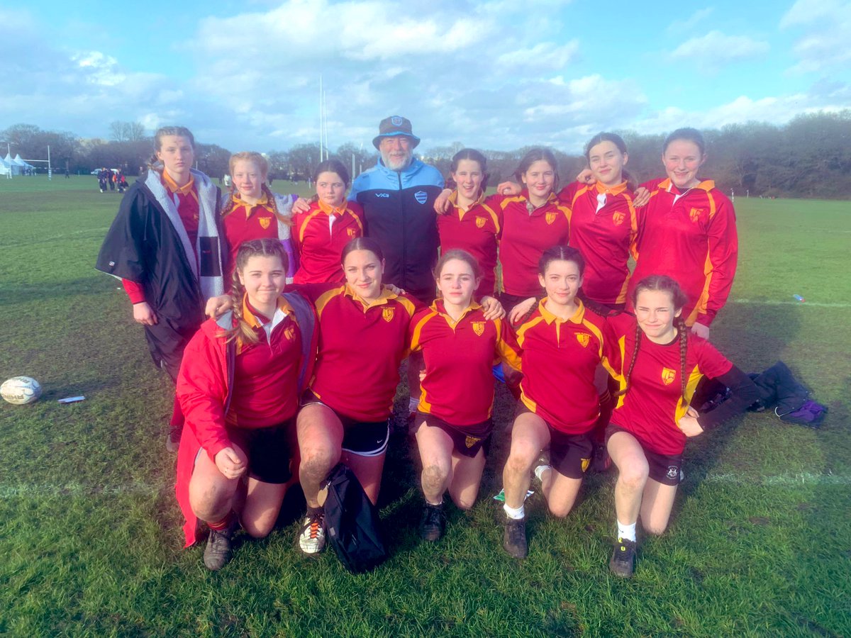 Perfformiadau arbennig gan y tîm dan 14 heddiw yng nghystadleuaeth 7 bob ochor <a href="/RPNS7s/">Howden Rosslyn Park National Schools Sevens</a> 🏉.
Llwyddodd y tîm i gyrraedd y rownd cyn derfynol. Prowd iawn o bawb.