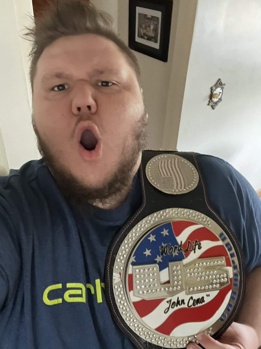 53NoahB's tweet photo. Me watching USA beat up on Japan tonight #USA #Whoooooooo https://t.co/wXmBVzB8to