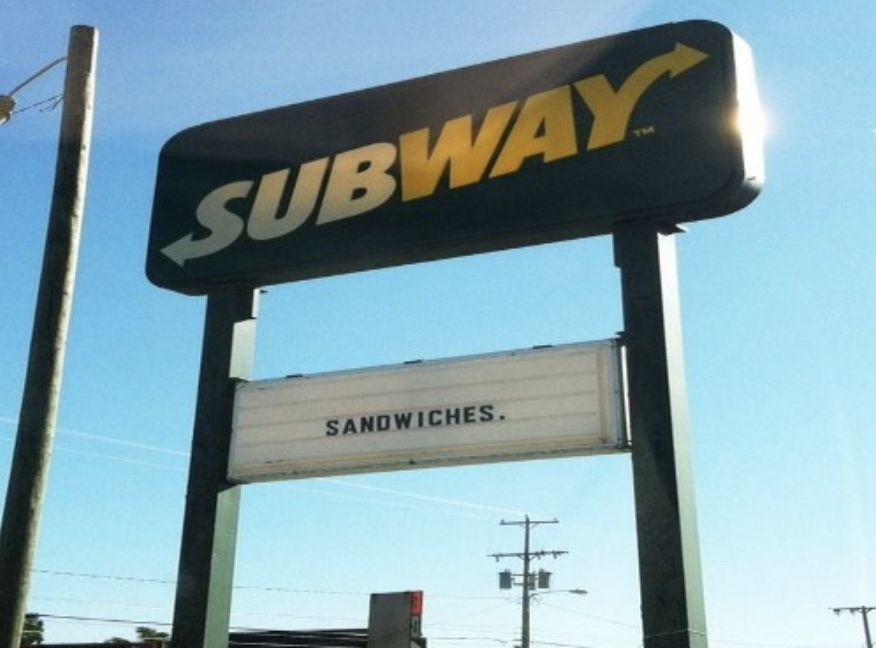 MorningBrew's tweet photo. Following a sold-out debut in 2022, Subway is bringing back its "Footlong Pass" subscription service next month.

Entitling holders to 50% off, the $15 subscription could generate $3.75M for the chain if all 250,000 available passes are sold. https://t.co/iLWfAOu7pT