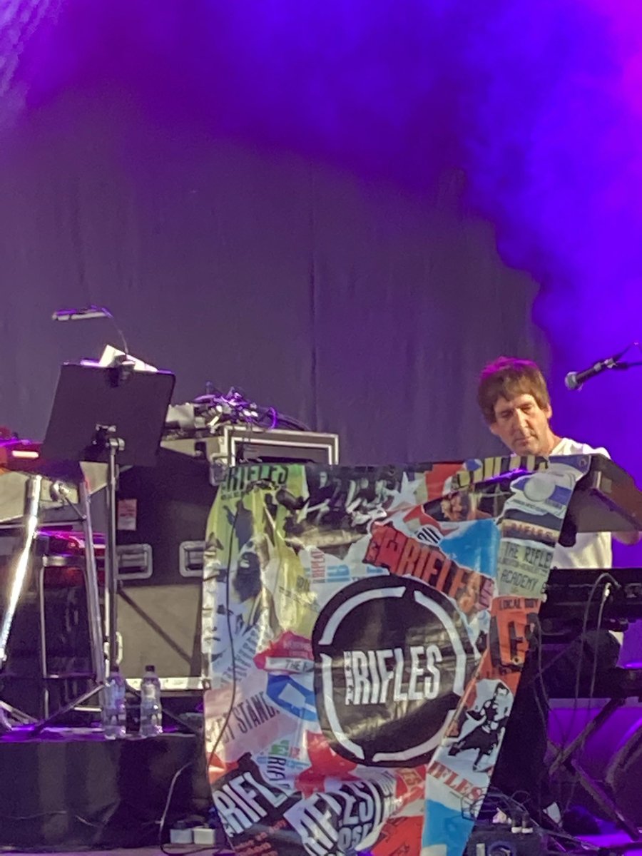deanallen61's tweet photo. @theriflesband #theriflescomp https://t.co/d7qrLhZRSX