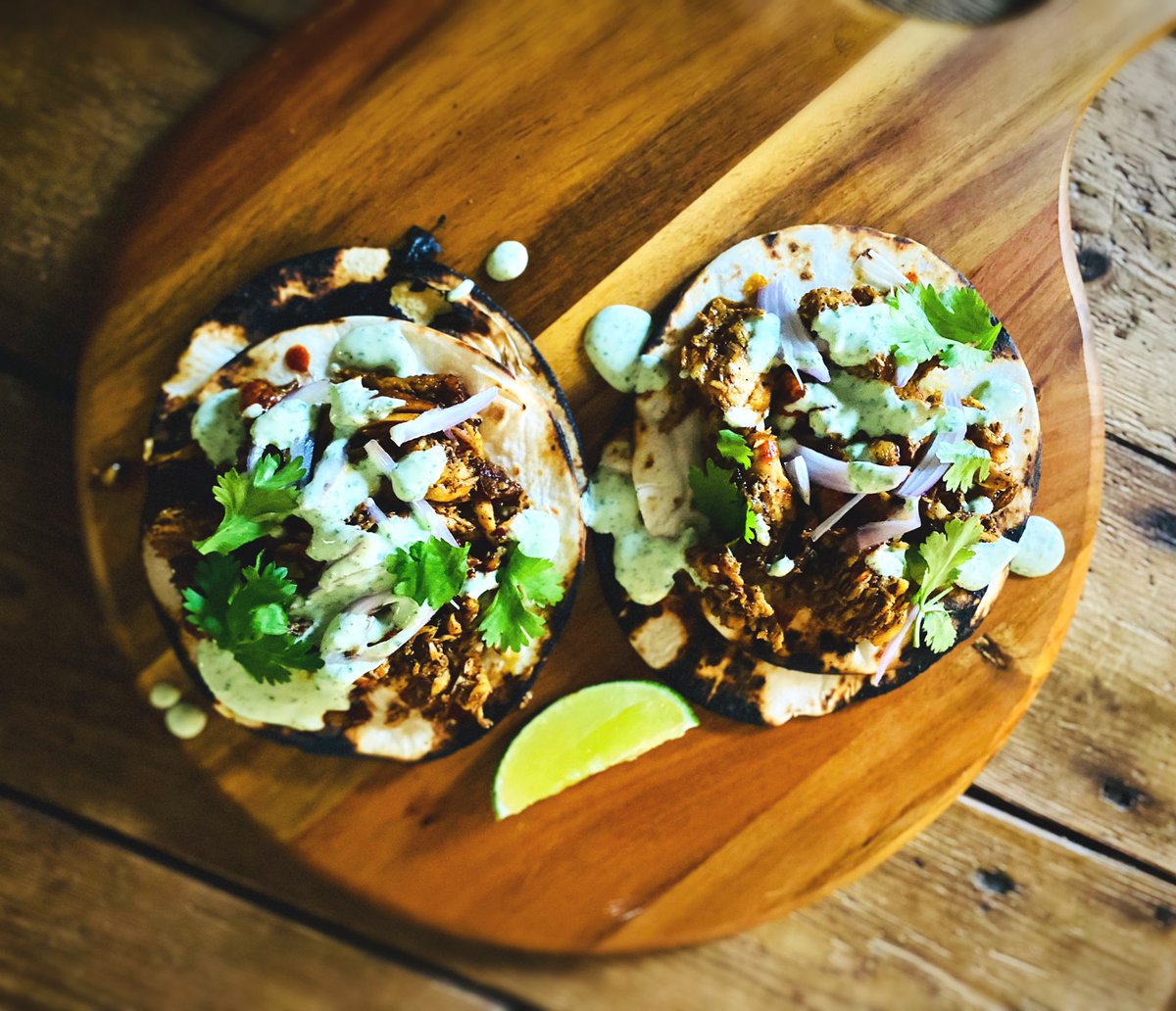 BLACKENED FISH TACOS🙌 🌮 #dinner #tacotuesday #fishtacos #tuesdayspecial #stacked