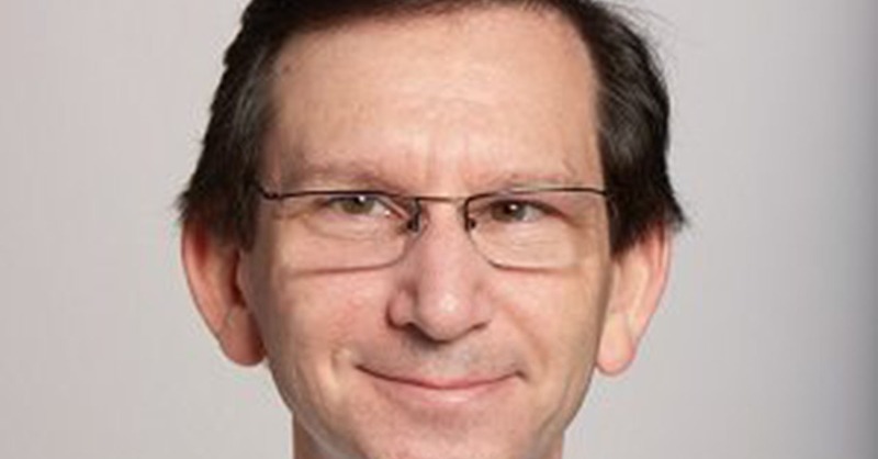 AllergicLiving's tweet photo. In this article, AL asks allergist Dr. Scott Sicherer of @mountsinaiNYC readers' challenging questions about life with #foodallergy. Find out about needle fear &amp; early intro of peanuts vs. other allergenic foods. Plus, learn some SURPRISING facts about food allergy when you read: