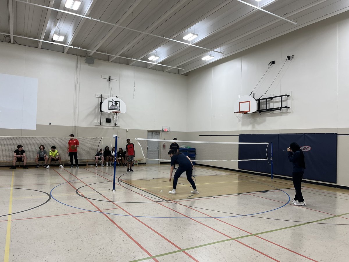 StTimothyRegina's tweet image. 📣😀What a great start to the week! We’ve got Senior badminton on the go, a beautiful Lenten Liturgy from our Kinders, Gr 1’s &amp;amp; 2/3’s &amp;amp; our musical cast practicing for our performances this Thursday &amp;amp; Friday! Always proud to the a Timberwolf! 🙌 #TimberwolfProud