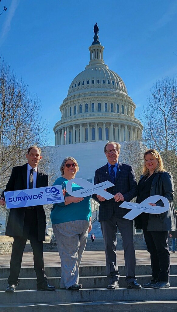 @GO2forLungCancr #lungcancersummit 2023 @mrgieske @MichelleOtters2 asking our state representatives, support Lung Cancer funding #research #lungcancer 🙌