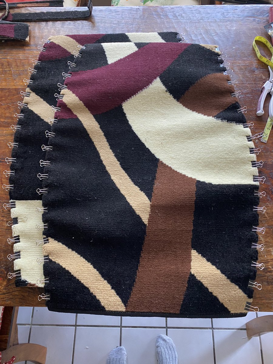 HotTea1223's tweet photo. #projectgoodwill2023 update! I’ve been working hard to complete my skirt and start on my top 😊 the skirt took a bit of a design shift when I realized walking in a firm piece of carpet would be difficult if it was long than my knees 😂 so she became a mini! @GoodwillNCT https://t.co/01nfT9MIfv