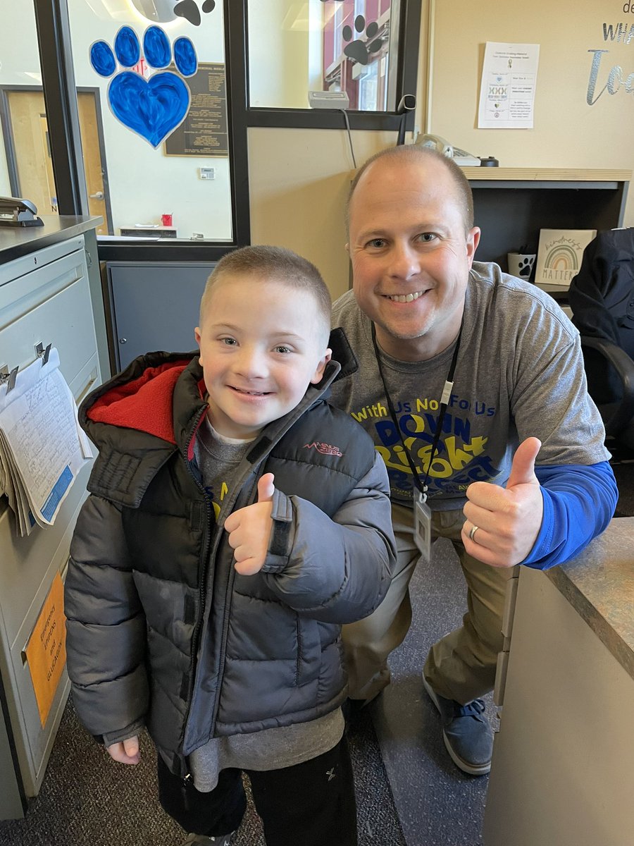 RayGredder's tweet image. I had the BEST sidekick on afternoon announcements today! This bulldog is a star! @HowellMemorial #WorkHardBeKindGoBulldogs