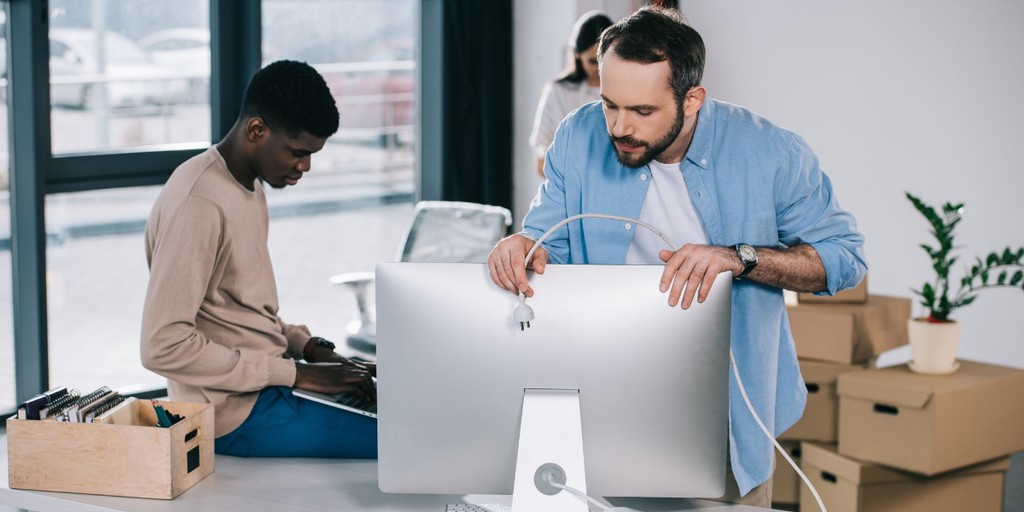 NandorKatai's tweet image. Physical security: Evaluate the physical safety of your new office, such as access control systems, video surveillance, and secure server rooms.

Read more 👉 lttr.ai/9jw2

#itrelocation #CorporateNetworkSetup #NetworkSetup #OfficeMove