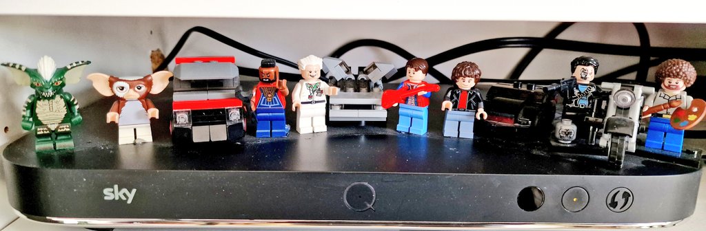 NaylorChief's tweet photo. A bit of 80s on Sky. 

#LEGO #gremlins #aTeam #BacktotheFuture #knightRider #Terminator #bobRoss #minifigure #KITT #Delorean  #aTeamVan #Gizmo #Sky https://t.co/dT0Vmi5pSX