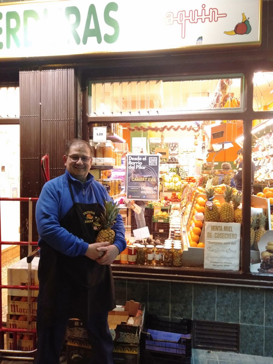 cansat_eva23's tweet photo. 2ªSORPRESA
Campaña « Barrio »¿conoces alguno de estos comercios?Son Los que componen el Barrio Del Pilar y CanSatEVA ha distribuido carteles a cambio de un donativo,ya no es solo nuestro satelite si no de todos vosotros¡Garcias! @principe_ies 
#Campaña #Barrio #Satelite #STEM https://t.co/Tf0ggN9ptZ