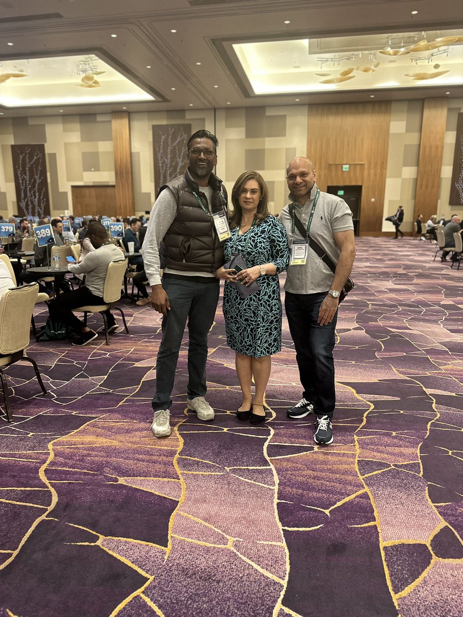 <a href="/anildaggarwal/">Anil D. Aggarwal</a>, Simran @jonlear  really put together a great show all the way down to the food. On point.  Thanks for letting me be part of the journey from day 1. <a href="/FintechMeetup/">Fintech Meetup</a>