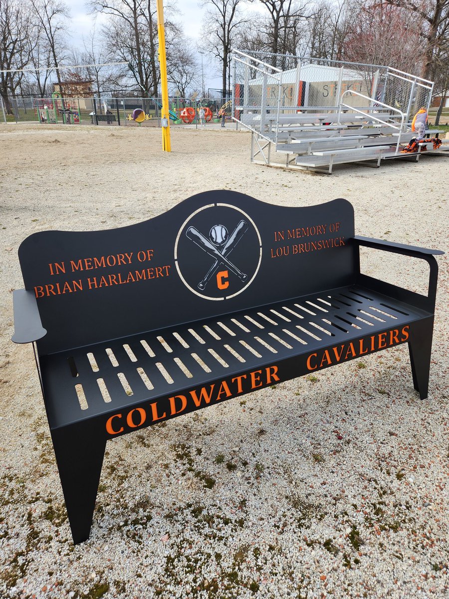 tsief5's tweet photo. Just in time for the first home scrimmage at #TheVet 

Thanks a lot to all of the MAC and area coaches that donated to this memorable bench setting right behind the 3B coaching box. 

#Harley #Lou https://t.co/AIJBBuqUIa