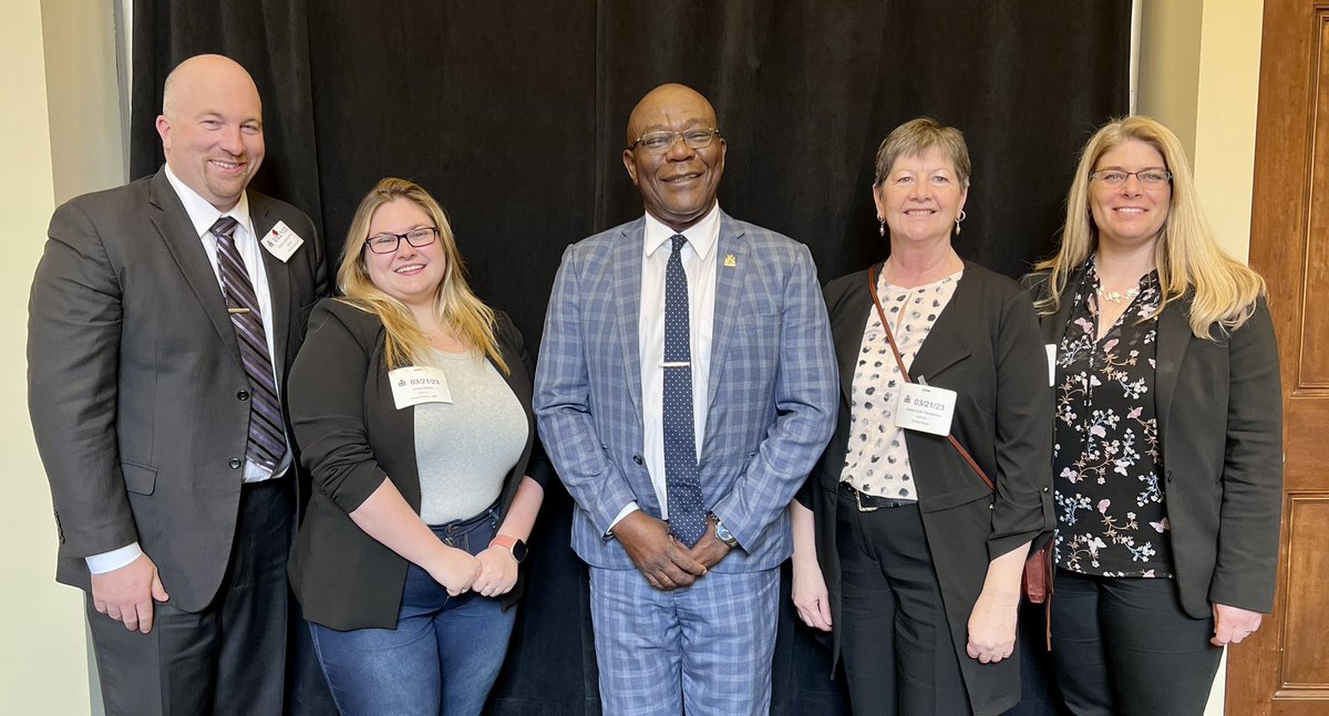 Thanks to all the MPP’s who joined in on the conversations #OFAatQP working together to support rural communities and the role agriculture plays in supporting Ontario. Together we can #GrowOntario @OntarioFarms https://t.co/04ksCw1sua