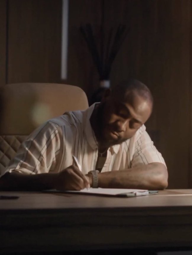 Hrm_Efosa's tweet photo. Song wey never come outside don blow pass Wizkid last album 😌
#Davido 
#DavidoIsBack 
#DavidoIsComing https://t.co/QVokLP56CX
