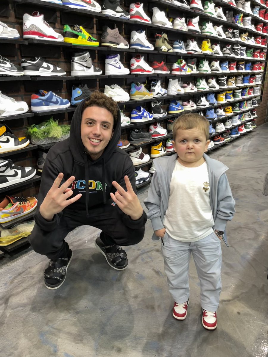 ramitheicon1's tweet image. Me and big bro🦾