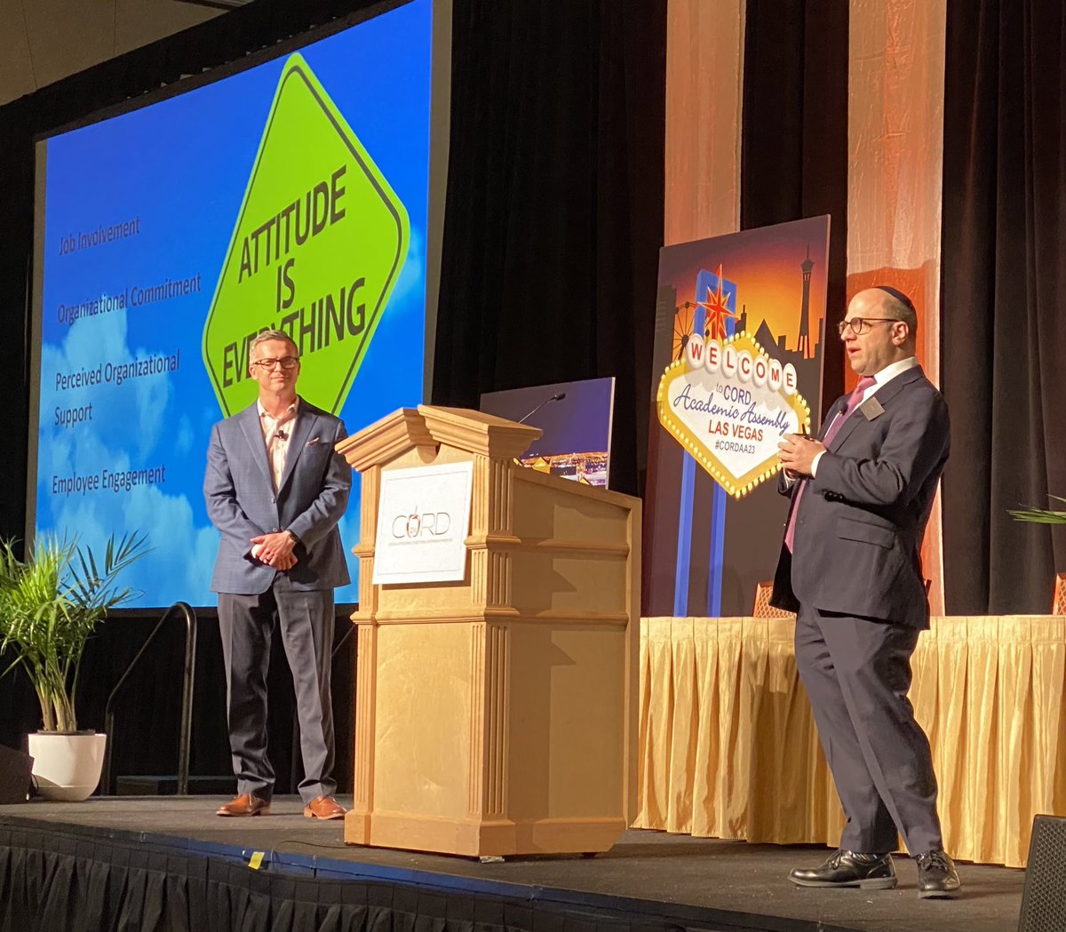 Outstanding talk at  #AA23 <a href="/CORD_EM/">CORD</a> by <a href="/BoBurnsDO/">Bo Burns, DO, MBA, MHA FACEP</a> and @mosheweizberg on “How to recruit the best residents: Lessons from the Business world”  🔥🔥🔥👏🏼👏🏼👏🏼