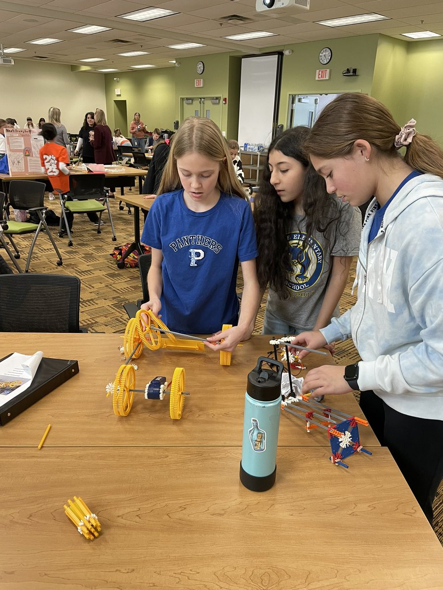 Mr. Labik tweet media