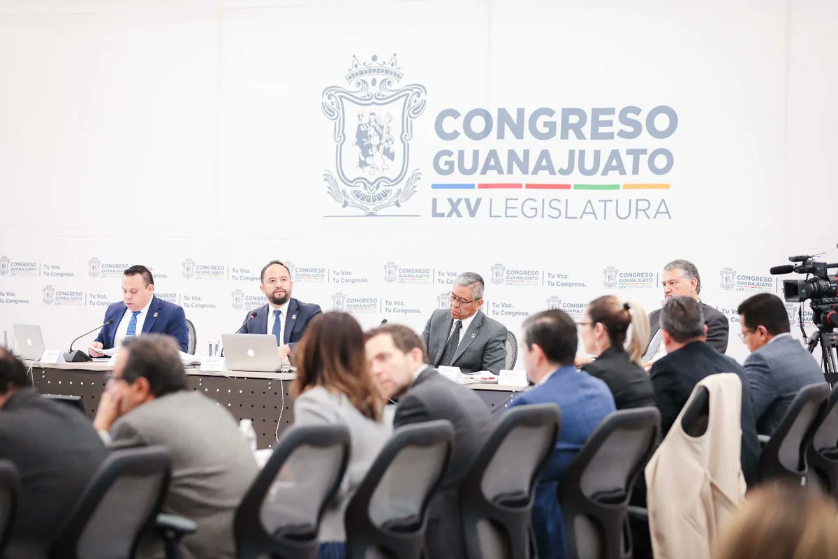 JorgeEnriqueHM's tweet photo. En ejercicio de rendición de cuentas y transparencia con las y los integrantes del H. Congreso del Estado, ciudadanía y medios de comunicación, dimos respuesta a las preguntas realizadas respecto al 5to. Informe de Gobierno en el eje Educación de Calidad.

#ContigoSiempre https://t.co/wPs0c3MQ35