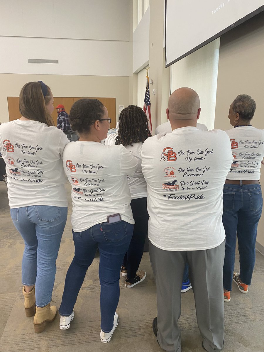msfljames's tweet photo. Shoutout to the best Feeder Pattern Ever! Assignment: Wear your favorite school shirt to the meeting today! @BHS_Broncos๐งก๐ @DCMSMavericks ๐๐ค@HBMS_Warriors๐ค๐ค @KDAGriffin UNDERSTOOD the Assignment! #FeederPatternPride #BestFeederEver#IAMUS https://t.co/Y0JR4PNwIp