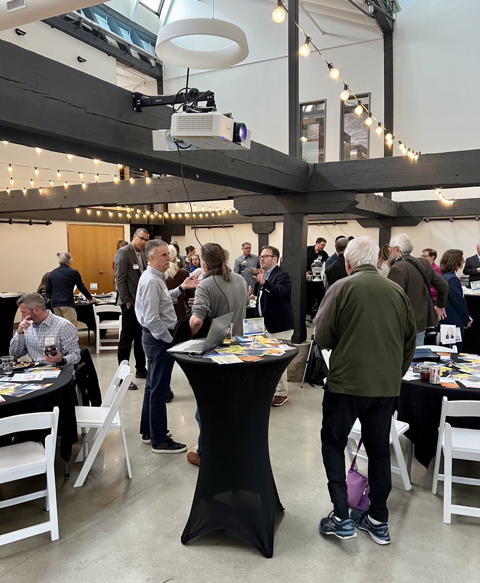 PepperMulherin's tweet photo. First of 2 expected to be awesome @ChamberBloom #ElectConnect events, this one learning about #CityCouncil candidates. Terrific crowd at @dimension_mill @ATTPublicPolicy @citybloomington @VisitBtown https://t.co/XjlvIK0z7I