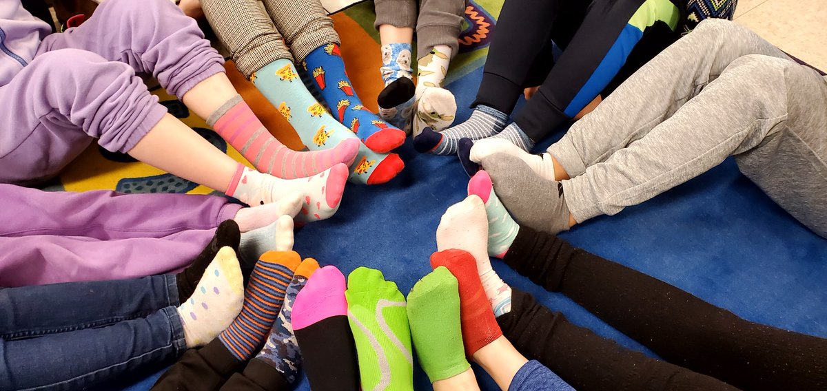 We Rocked or Socks for #worlddownsyndromeday! 3T has so much ♥️!  We #care for everyone <a href="/GlenwoodGriffin/">Glenwood Griffins</a> <a href="/ibpyp/">IB PYP</a>