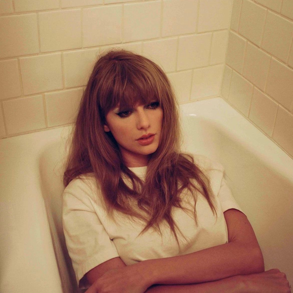 chart data on Twitter ".taylorswift13 broke her own record for Chart Data Music Twitter