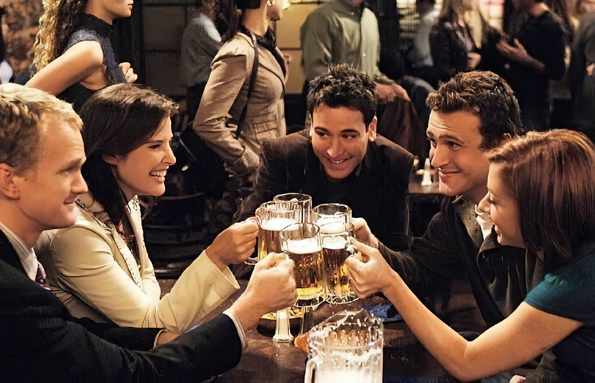 "Doğru insanla tanıştığın zaman hayatın geri kalanını onunla geçirmek için sabırsızlanırsın. Başka hiçbir şey ve hiç kimse onunla kıyaslanamaz."

🎬 How I Met Your Mother