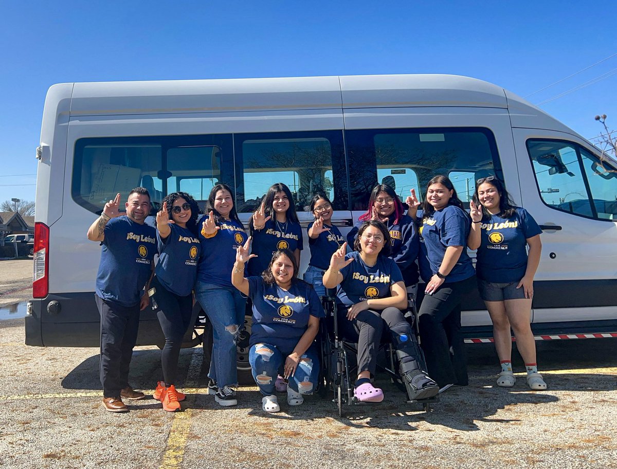 ¡Mujeres De Acción! tweet media