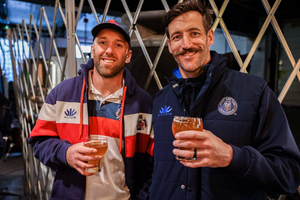 rugbynewyork's tweet image. One of the great things about rugby is you compete for an intense 80 minutes out on the field and then come together to enjoy a drink straight after. 🏉🤝🍻 

@AltMedBeer #TryLocal #MLR2023
