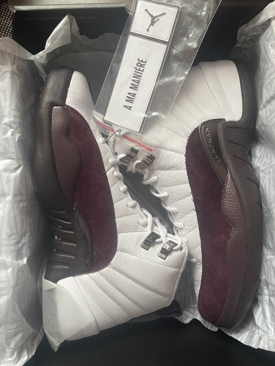 DblocDunks's tweet photo. Another Steal

A Ma Maniere Air Jordan 12
Brand New
Size 10.5 W
$189 Shipped

RT’s Greatly Appreciated
DM TO PURCHASE. https://t.co/5InIKtk487