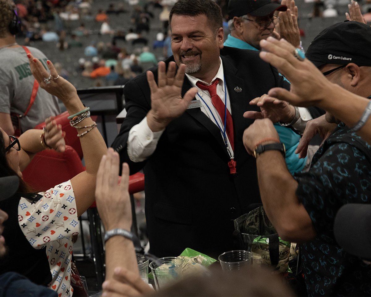 Barrett_Jackson's tweet photo. A #BarrettJackson auction is an event to remember, whether you’re a first-timer or a veteran. For those looking to up their game or a special to a trip of a lifetime – it’s time to roll out the #redcarpet & become part of our #VIPExperiences.
Learn more: https://t.co/3tROg0d1HQ https://t.co/Ey94nVNMu2