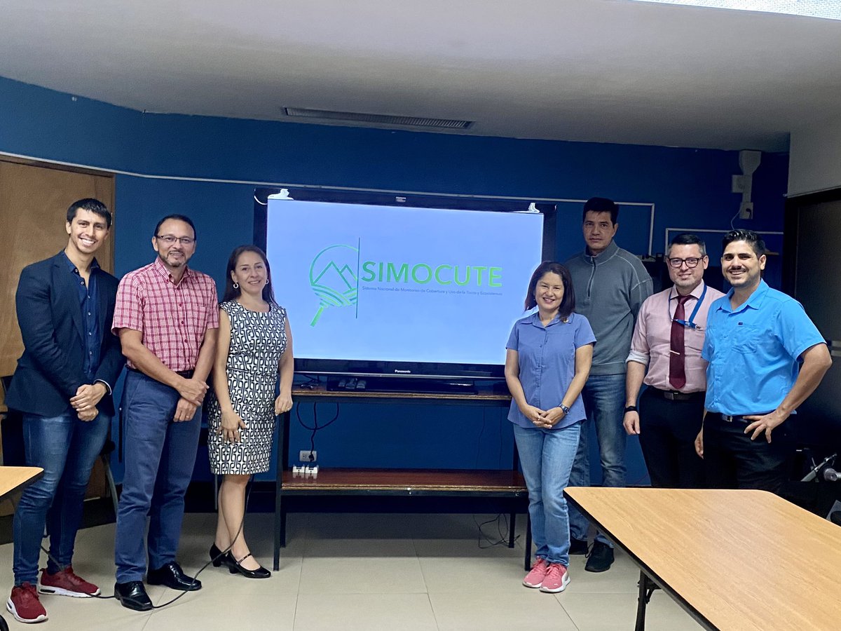rafaelmongecr's tweet photo. Reunión del Grupo Consultivo del Sistema Nacional de Monitoreo de la Cobertura y Uso de la Tierra y los Ecosistemas #SIMOCUTE. Marzo 21, 2023.
#CostaRica #monitoreo #MRV 🗺📊 https://t.co/HoFab0IIRS