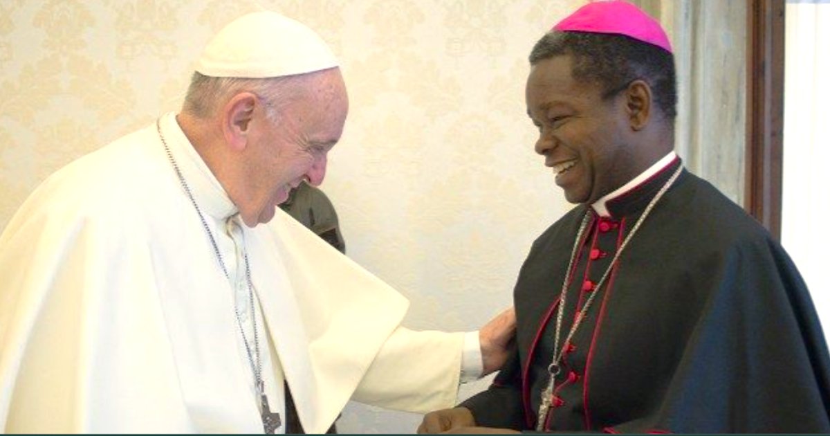 catholicnews1's tweet photo. #PopeFrancis Newly Appoints Archbishop Fortunatus Nwachukwu of #Nigeria as Secretary for the #Dicastery for #Evangelization
https://t.co/kRJFPhfTz6 https://t.co/L7vWsilKoz