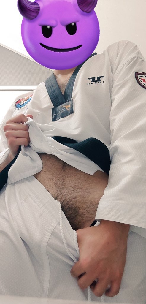 FrancoFrank27's tweet photo. No quieren saber que técnicas puedo usar?...🤔😏🍆
https://t.co/iORNkJEtIW
Entren y averigüenlo! 🥵 https://t.co/IzU5UOCHgS
