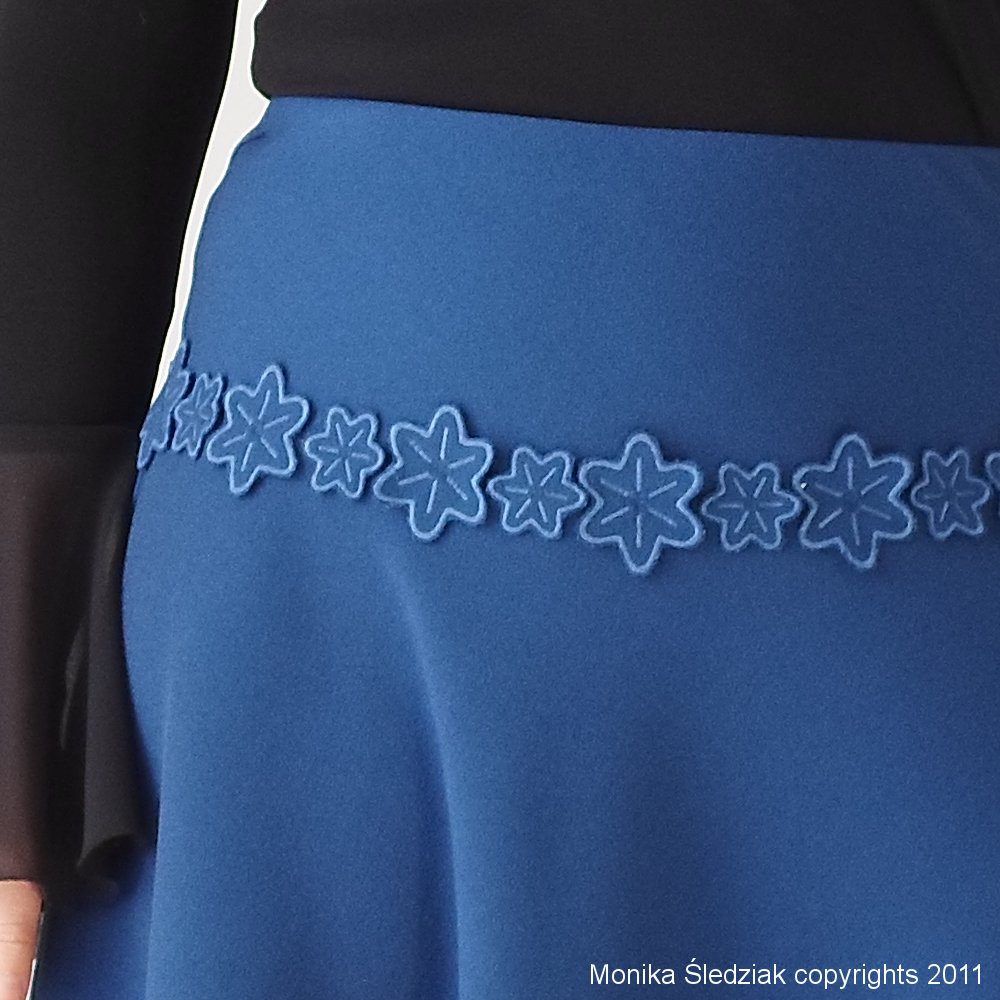 <a href="/jaycotts/">jaycotts.co.uk</a> I made the flowers on Brother embroidery machine. I designed them using Brother software in 2011. Do you like my flowers?
#embroidery #design #floral