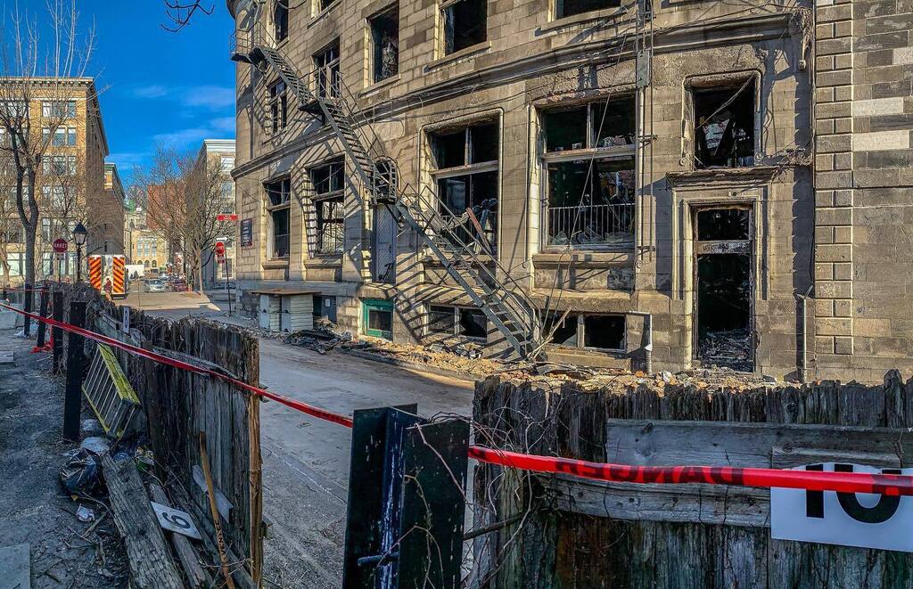 Views of the scene of the tragic fire in Old Montreal on March 20, 2023. #montreal #fire #tragedy instagr.am/p/CqERiPlrgl3/