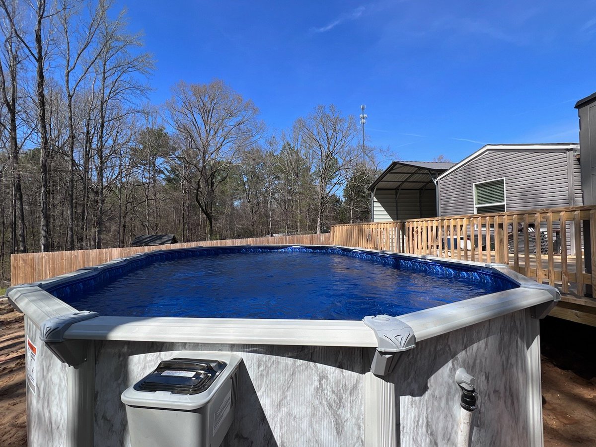 That's a wrap! ✨️

#RoyalSwimmingPools #RSPInstallCrew #Memphis #GreaterMemphisArea #PoolBuilder #AboveGround #PoolKit #Doughboy

royalswimmingpools.com