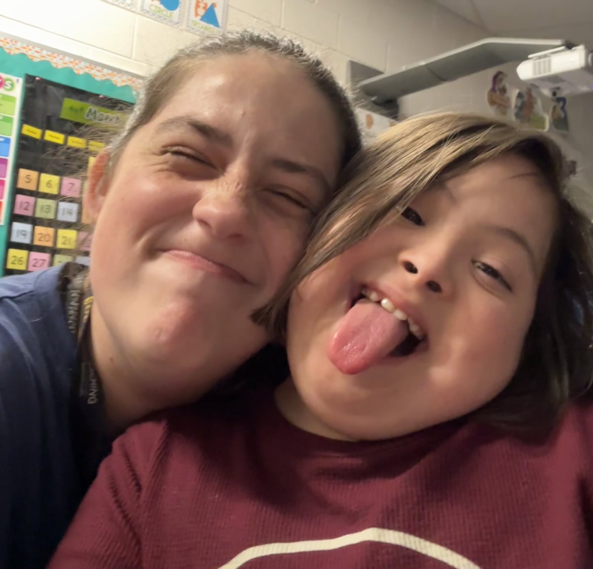 jedwardsAC's tweet photo. Happy World Down Syndrome Day to 5 of my friends!!! They’re down right awesome and unique! I wouldn’t change them for the world but hope to change the world for them! 💙💛 @rhandrewselem https://t.co/0xKjP9pJEf