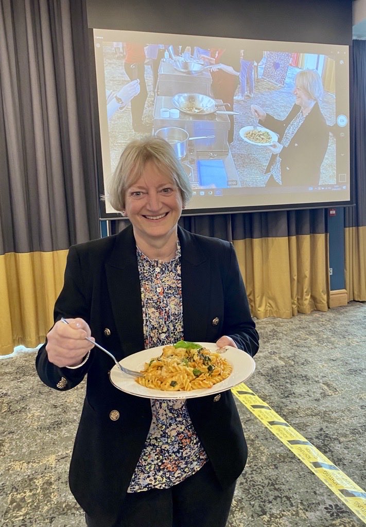 Kent Giving Week got off to a great start with a cooking demonstration by chefs from ⁦@lilyskitchen⁩ and ⁦@The_Pig_Hotel⁩ in Bridge. Delicious food made from scratch. #Sustainability #Food #HealthyEating #SupportingStudents #CostOfLivingSupport #KentGivingWeek