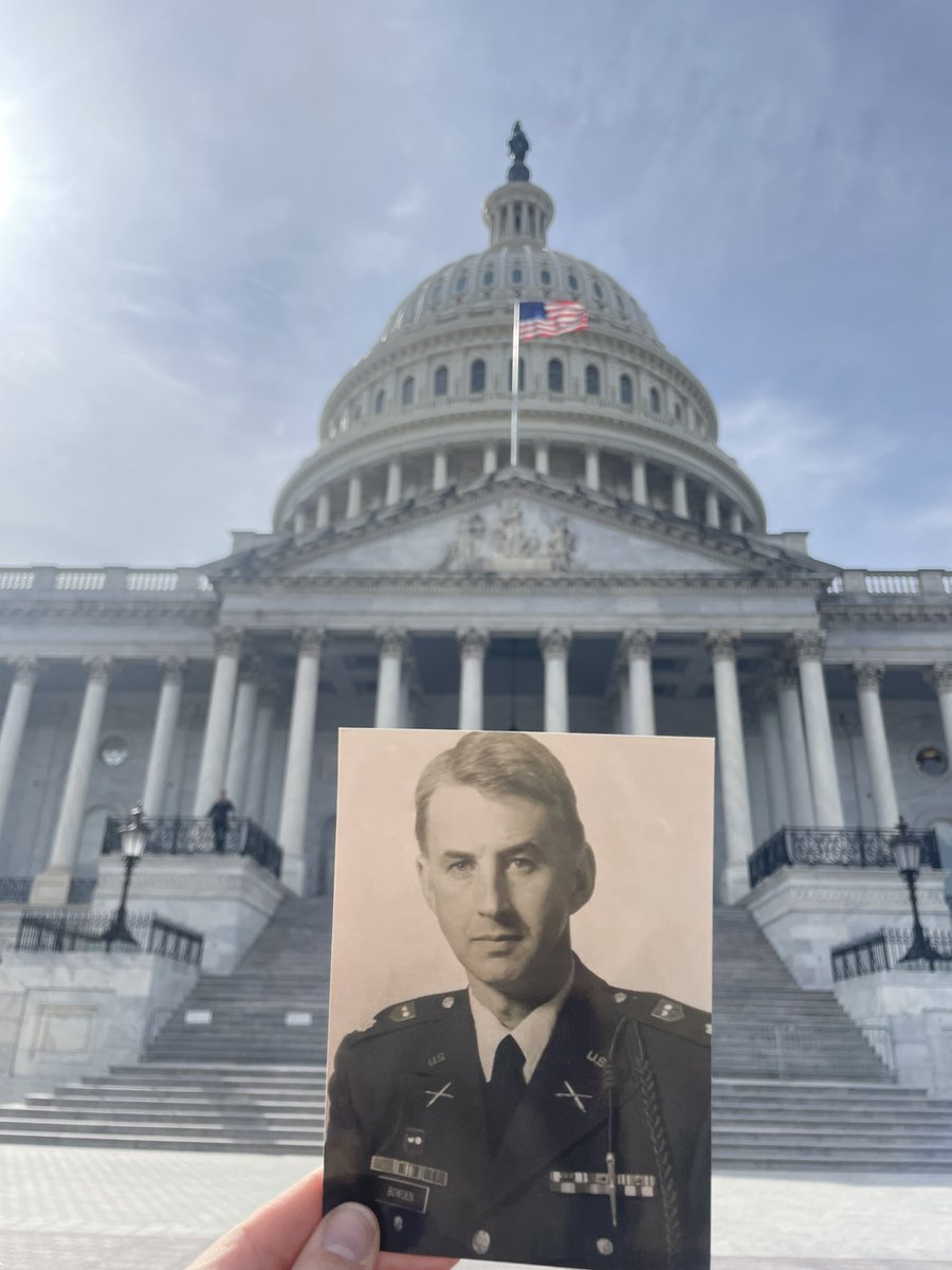 EndAlzAlex's tweet photo. For you, Dad.  I will always fight for more time in your honor.  #accessnow @CMSGov fix this mess! @NYSALZ @ALZNYCC1 @ALZIMPACT #alzforum @RepDanGoldman @SenSchumer https://t.co/BFdHazwULw