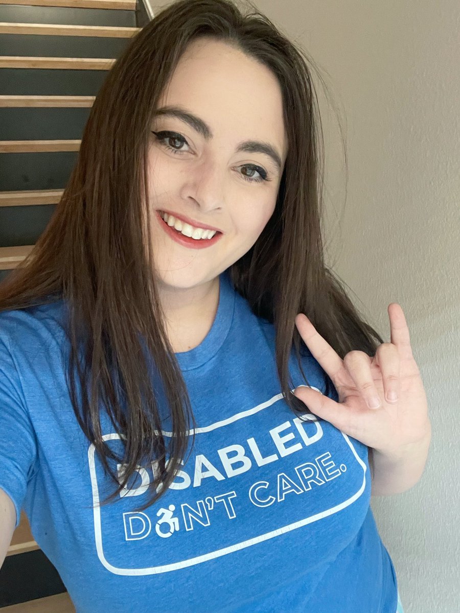 momoxmia's tweet photo. Hi, I’m Morgan Baker &amp; this is  #WhatAGameDevLooksLike ♿️♥️

I’m here, I’m queer, and most importantly… I can’t hear! 🙉✨

I do all things game accessibility, like chatting about design systems, and have an undying love for research. https://t.co/xZqc1Cxtec