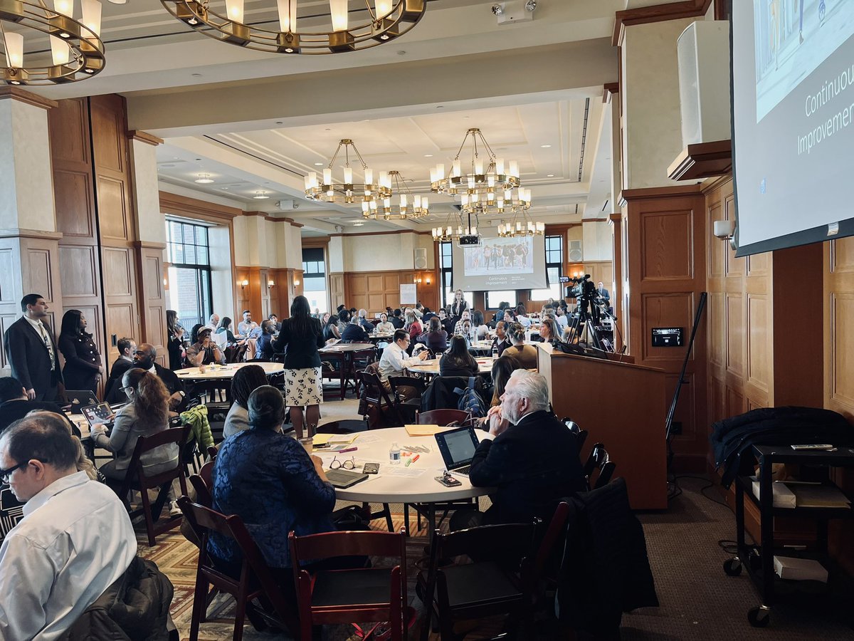 akenneyDSFP's tweet photo. NYSED and NYCDOE working collaboratively towards school improvement for our schools #goalsetting #continuousschoolimprovement #schoolaccountability #datadive https://t.co/4O28qSY0HU