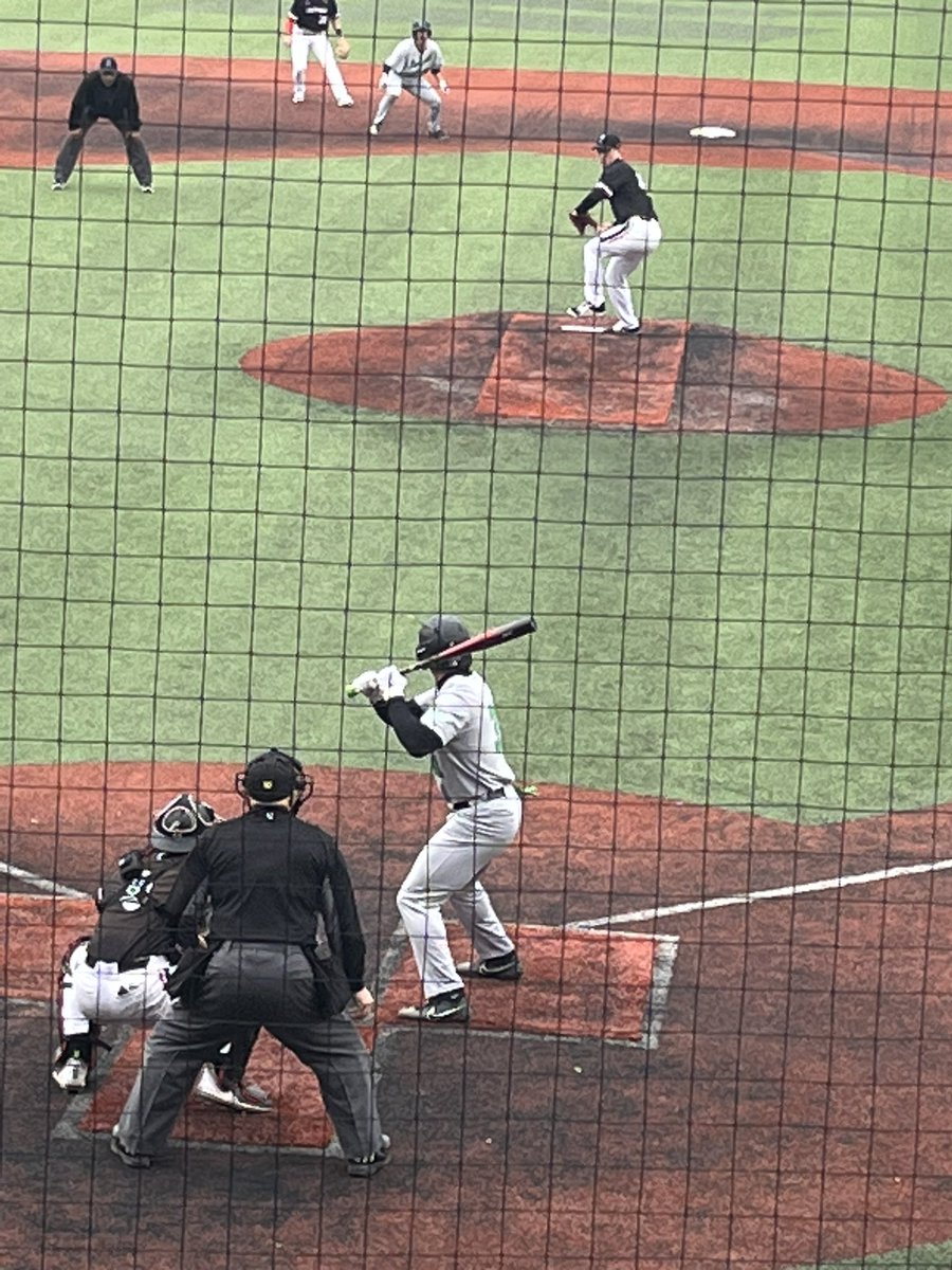 Go <a href="/zachsegal_/">Zach Segal</a> Go! Great to see you dealing from the bump!