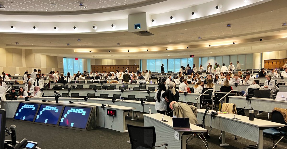 shawnmdoss's tweet photo. beyond humbled to empower these parents of children with disabilities to share their experiences to the entire MCG Class of 2026 today. a small but vital step to improve care for such a vulnerable population  #docswithdisabilities https://t.co/AXKipYZcoO