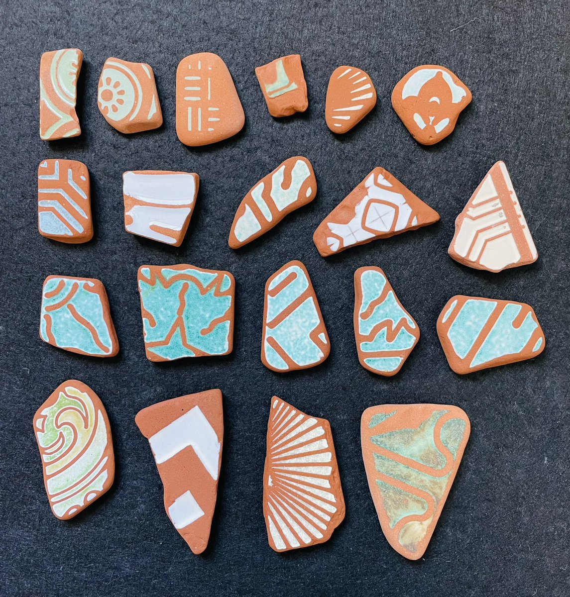 _straci's tweet image. #seapottery #terracotta #beachcombing